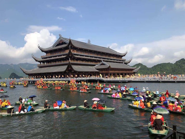 Chùa Tam Chúc – Địa Tạng Phi Lai 1 ngày