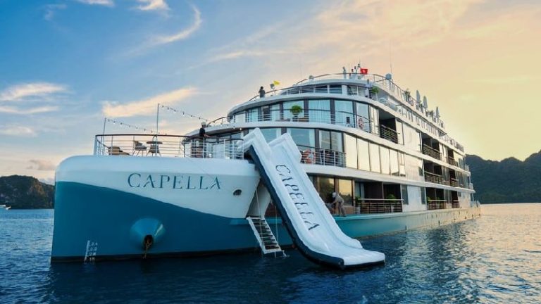Du thuyền Capella 2 ngày 1 đêm