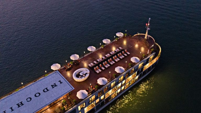 Du thuyền Indochine 2 ngày 1 đêm