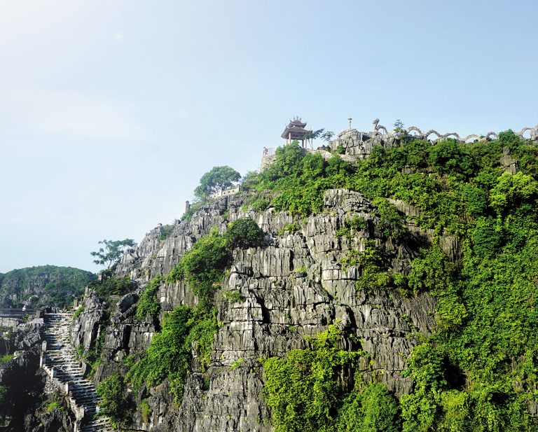Hoa Lư – Tam Cốc – Hang Múa – Bái Đính – Tràng An 2 ngày 1 đêm