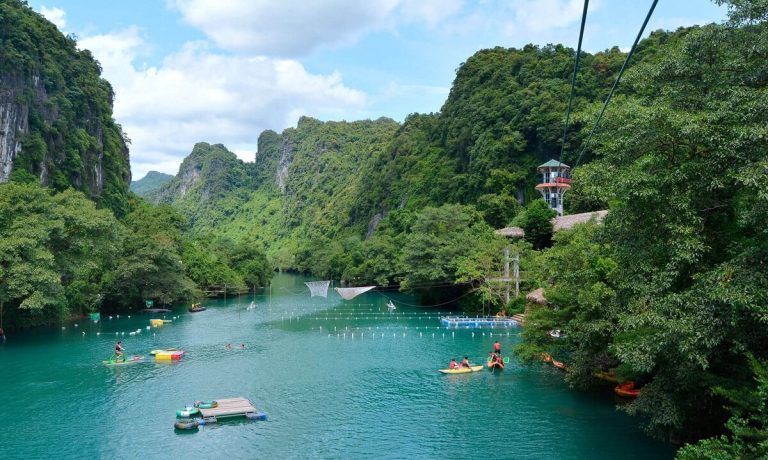 Thăm Quan Phong Nha Kẻ Bàng – Làng Trằm Mé – Sông Chày Hang Tối 1 ngày