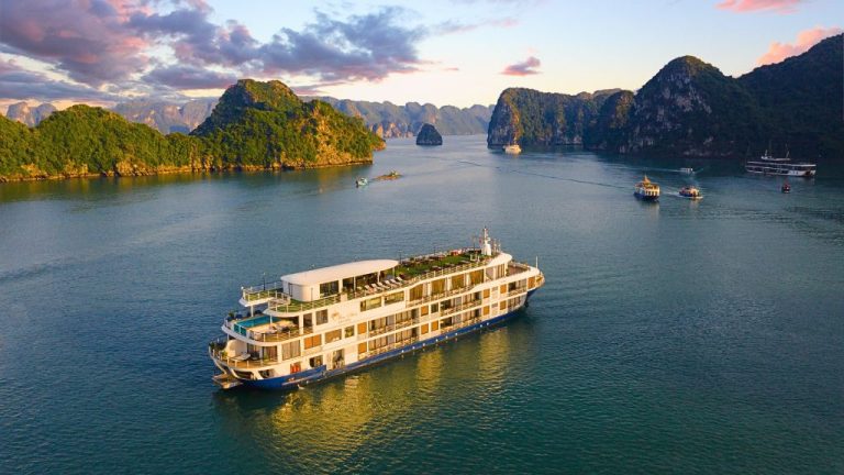 Du thuyền Mon Chéri 2 ngày 1 đêm