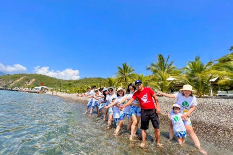 Khám phá tour 3 đảo Vịnh San Hô – Làng Chài – Hòn Tằm 1 ngày